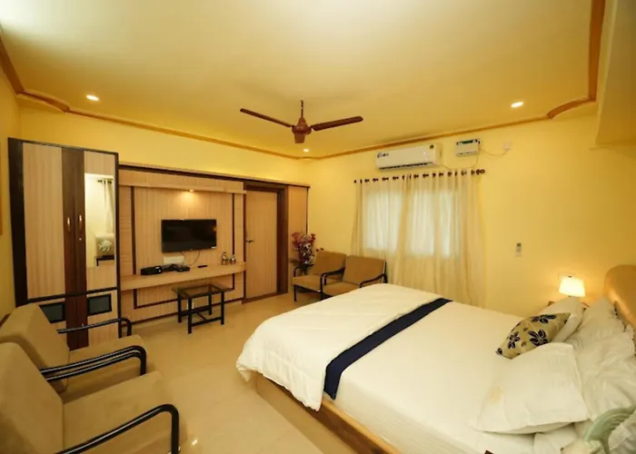 Shradha Luxury Room