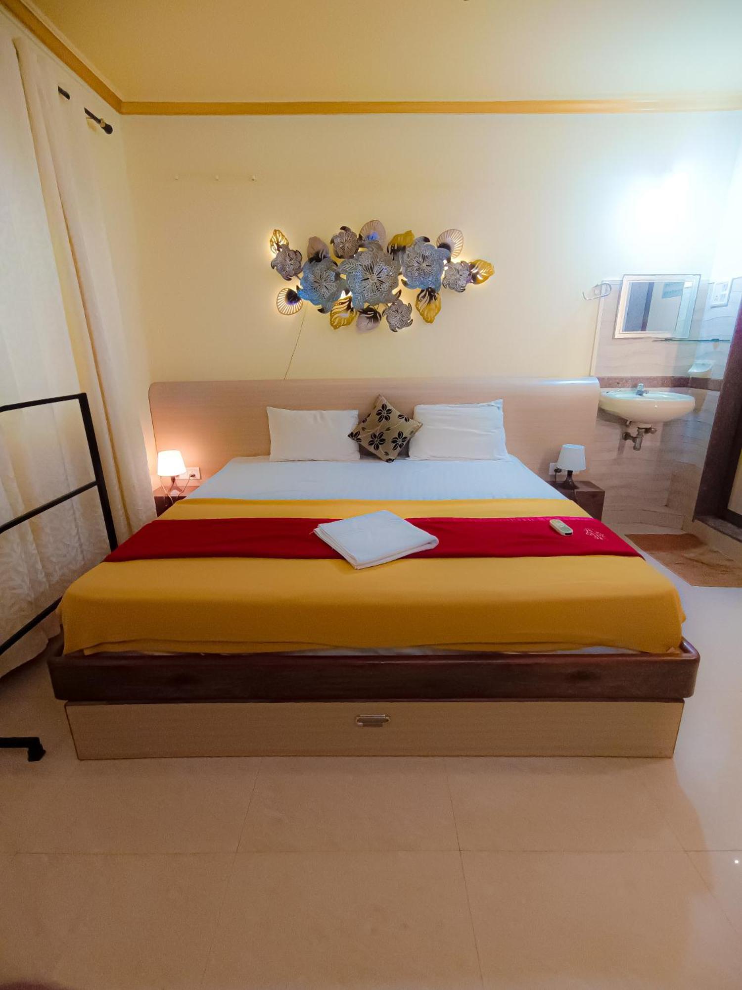 Shradha Luxury