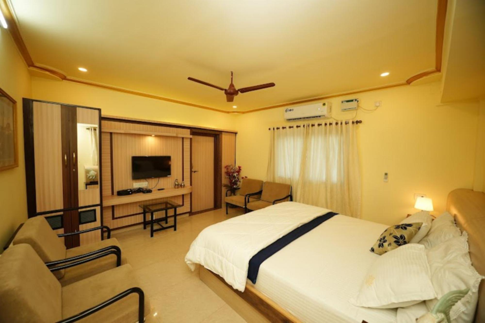 Shradha Luxury *